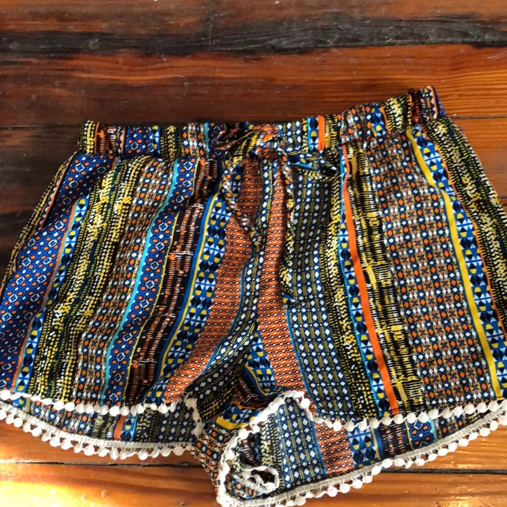Flowy Aztec shorts